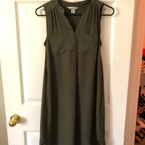 Flowy dirt green dress